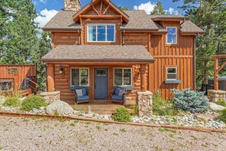 Cabin~Views~Heart Of Town~W&D~Fireplace~Kitchen Woodland Park Buitenkant foto
