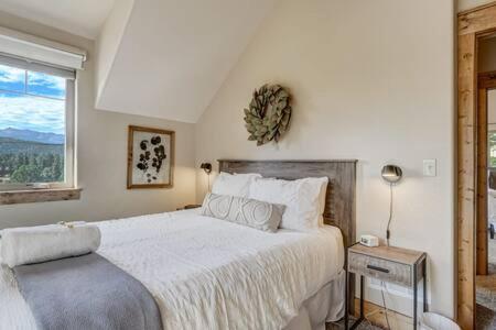 Cabin~Views~Heart Of Town~W&D~Fireplace~Kitchen Woodland Park Buitenkant foto